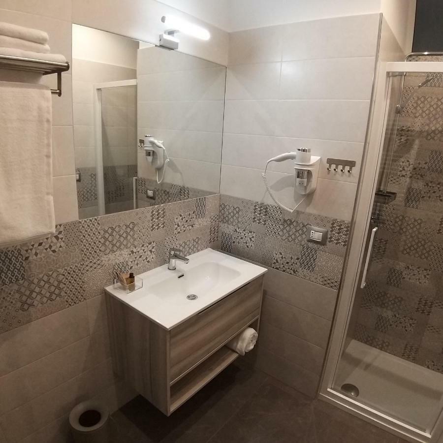 בארי B&B La Rosa Felice מראה חיצוני תמונה